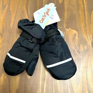 NWT! Toddler Snow Gloves, size 12-24 months